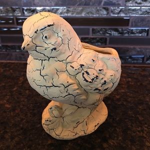 Vintage-look Easter Chick with Crackle Fin…